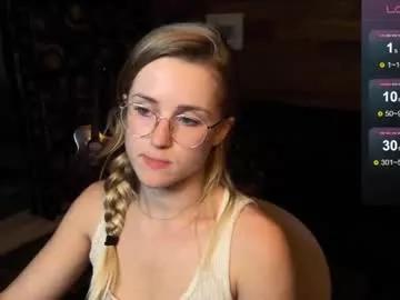 Freechat sunshine_pixie on Chaturbate