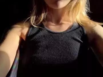 Freechat sunshine_pixie on Chaturbate