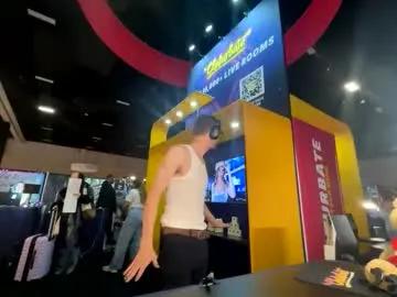 Freechat teninchty on Chaturbate