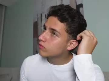 Freechat theohawke_ on Chaturbate