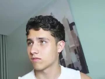 Freechat theohawke_ on Chaturbate