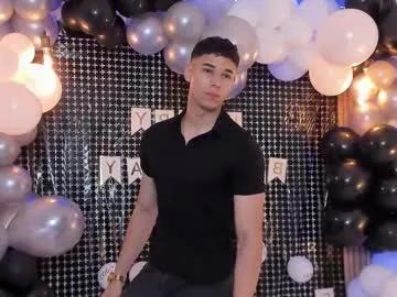 Freechat thomas_walker0 on Chaturbate