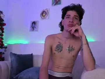tinymoon_ from Chaturbate