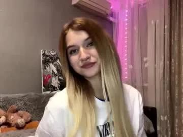 Freechat ulalittlepage on Chaturbate