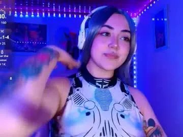 violeet_smile on Chaturbate