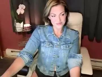vivianluxe on Chaturbate 
