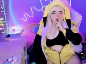 waifumochi_chan on Chaturbate