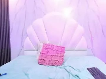 whisper_nova on Chaturbate