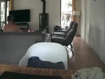 Freechat woodwurm on Chaturbate