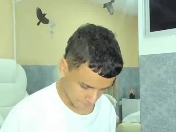 xavier_fox__ on Chaturbate