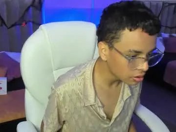 xavier_fox__ on Chaturbate