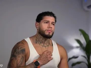 yamp_bigcock on Chaturbate