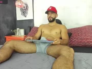 Private yiyo10_ on Chaturbate