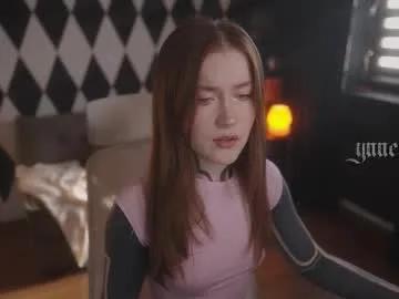 Freechat ynnenbrynn on Chaturbate