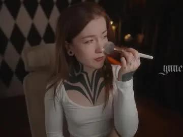 Freechat ynnenbrynn on Chaturbate