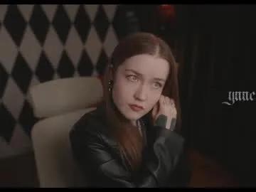 Freechat ynnenbrynn on Chaturbate