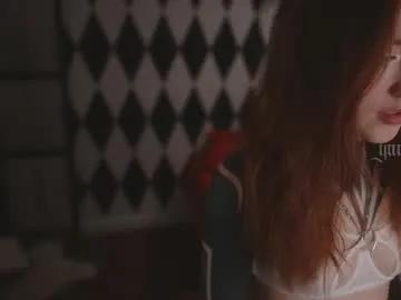 Freechat ynnenbrynn on Chaturbate