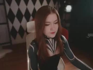 Freechat ynnenbrynn on Chaturbate