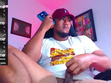 yosoy_enzo2020 on Chaturbate