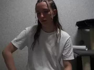 Freechat your_little_flexible_girl on Chaturbate