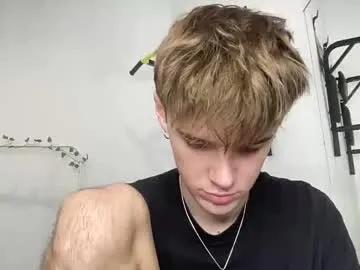 yoursweetyguy from Chaturbate