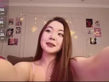 yummy_yuna from Chaturbate