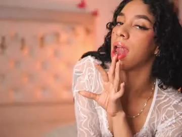 yuyi_cam on Chaturbate 