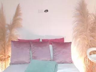 lucy_minds on Flirt4Free 