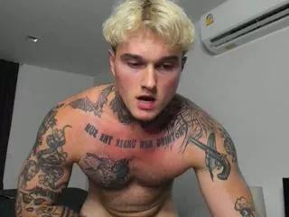 nandos_george on Flirt4Free 