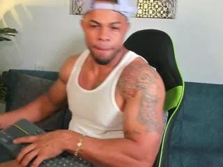 thomas_miiller on Flirt4Free 