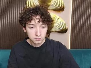 Offline valentino_borzagi on Flirt4Free