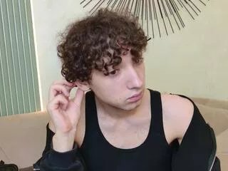 Offline valentino_borzagi on Flirt4Free