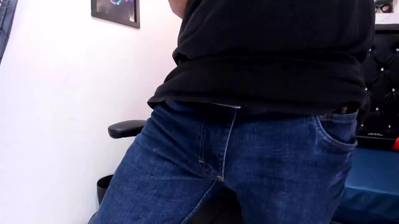 Axell_Cross77 on Streamray 