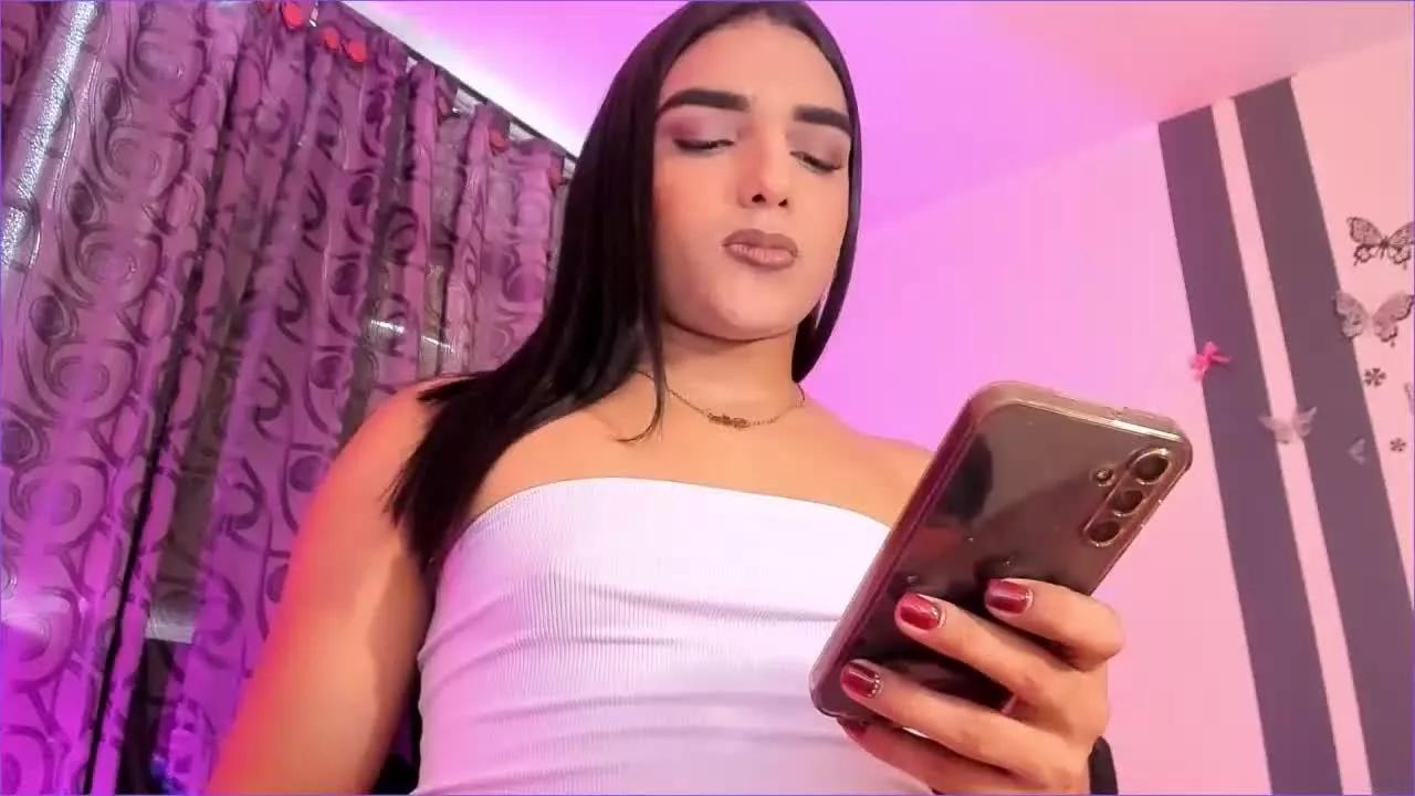 DirtyBittchTS on Streamray 