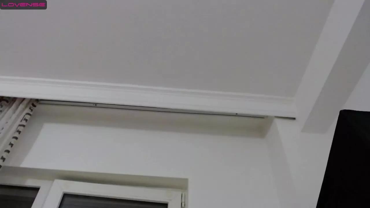 EmmaWright on Streamray 