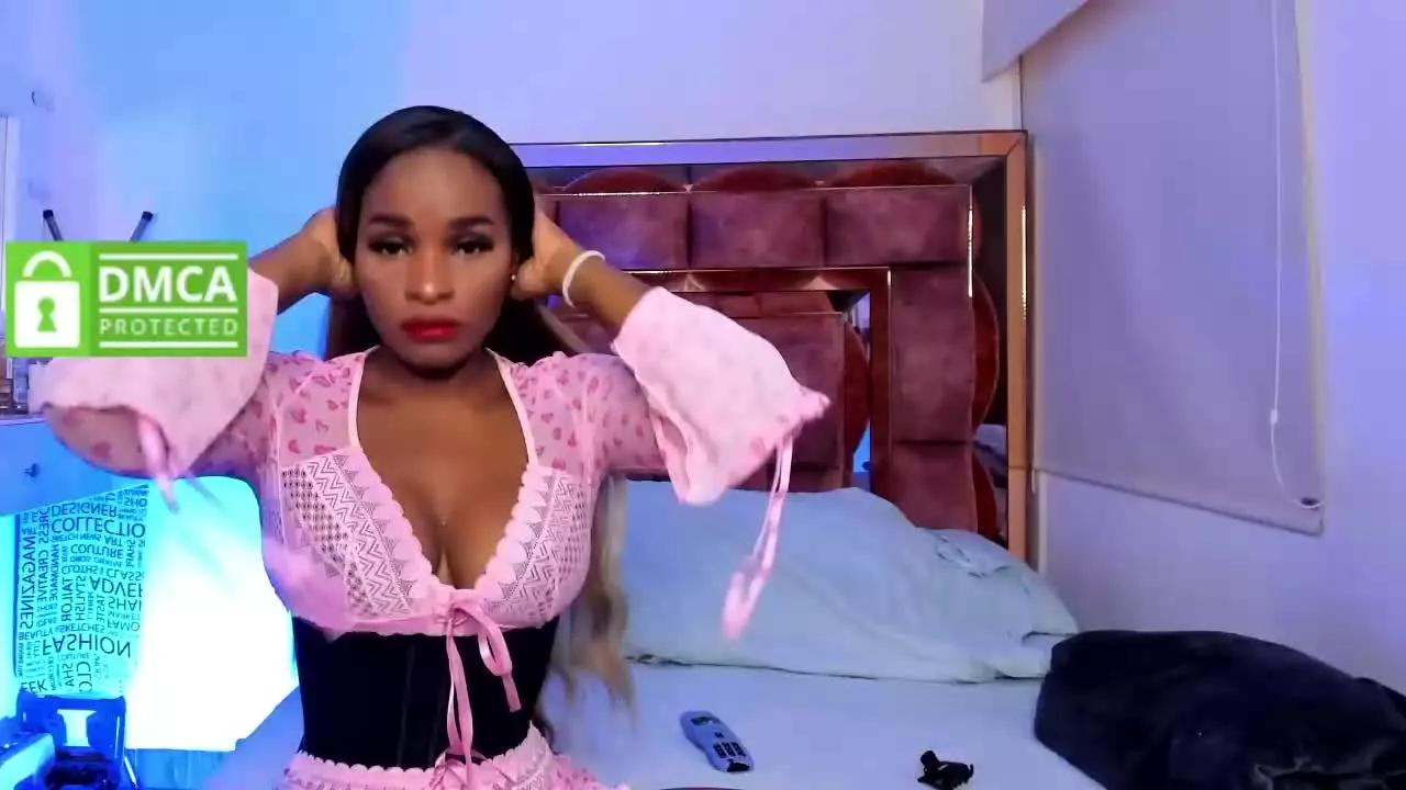 Mina_Holly on Streamray 