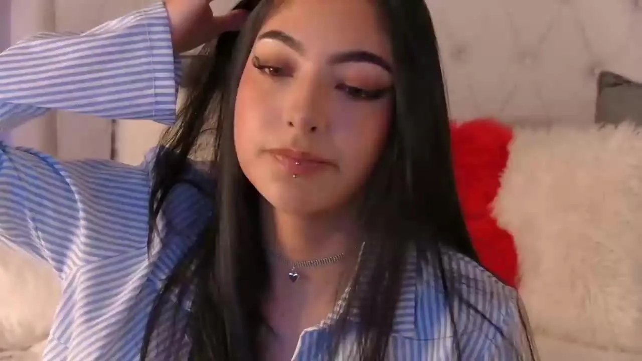 Offline VeronicaPonce on Streamray