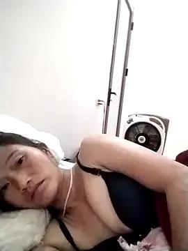 Freechat abigail-00 on StripChat