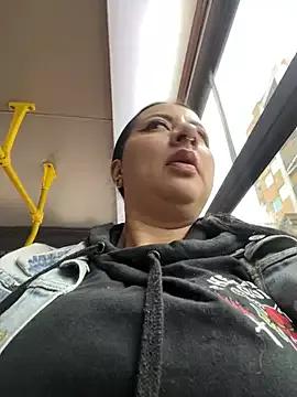 Abril_Luv on StripChat 