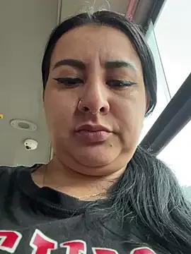 Abril_Luv on StripChat 