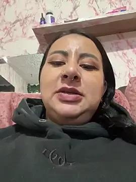 Abril_Luv on StripChat 