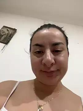 Abril_Luv on StripChat 