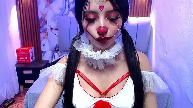 alaia_blue from StripChat