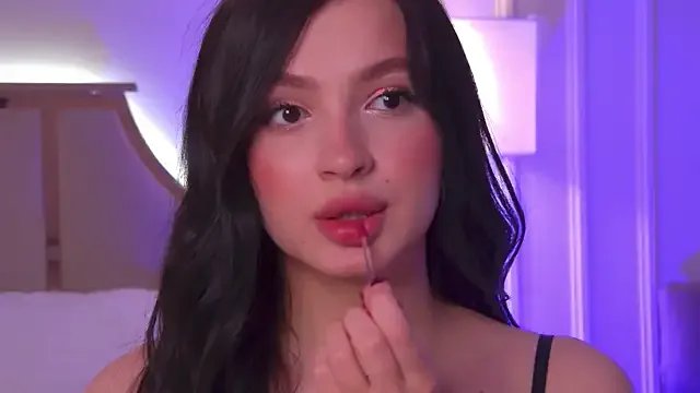 AlanaHurd on StripChat