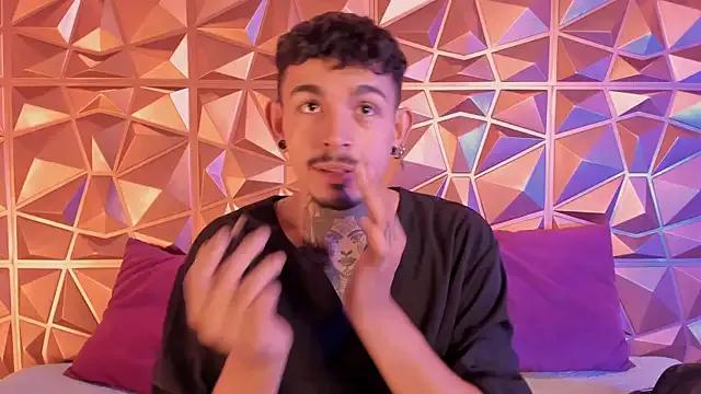 StripChat AleKiing AleKiing from StripChat