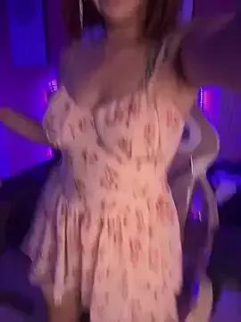 Alyson_LTS on StripChat 