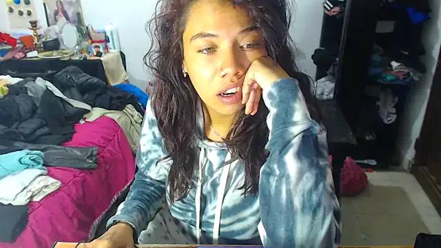 AmaraRoberts420 on StripChat 