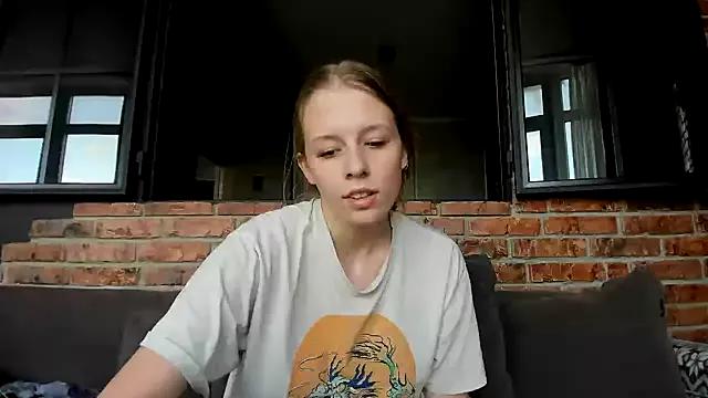 AnnNorriss on StripChat 