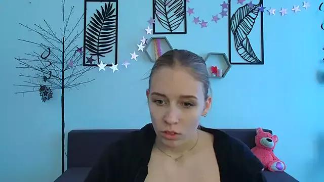 AnnNorriss on StripChat 