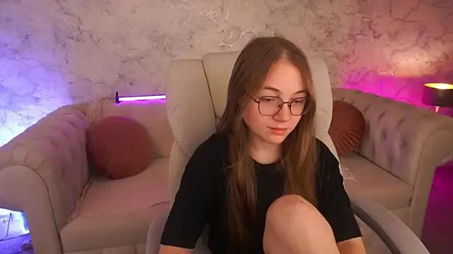 ArrinaWairr from StripChat